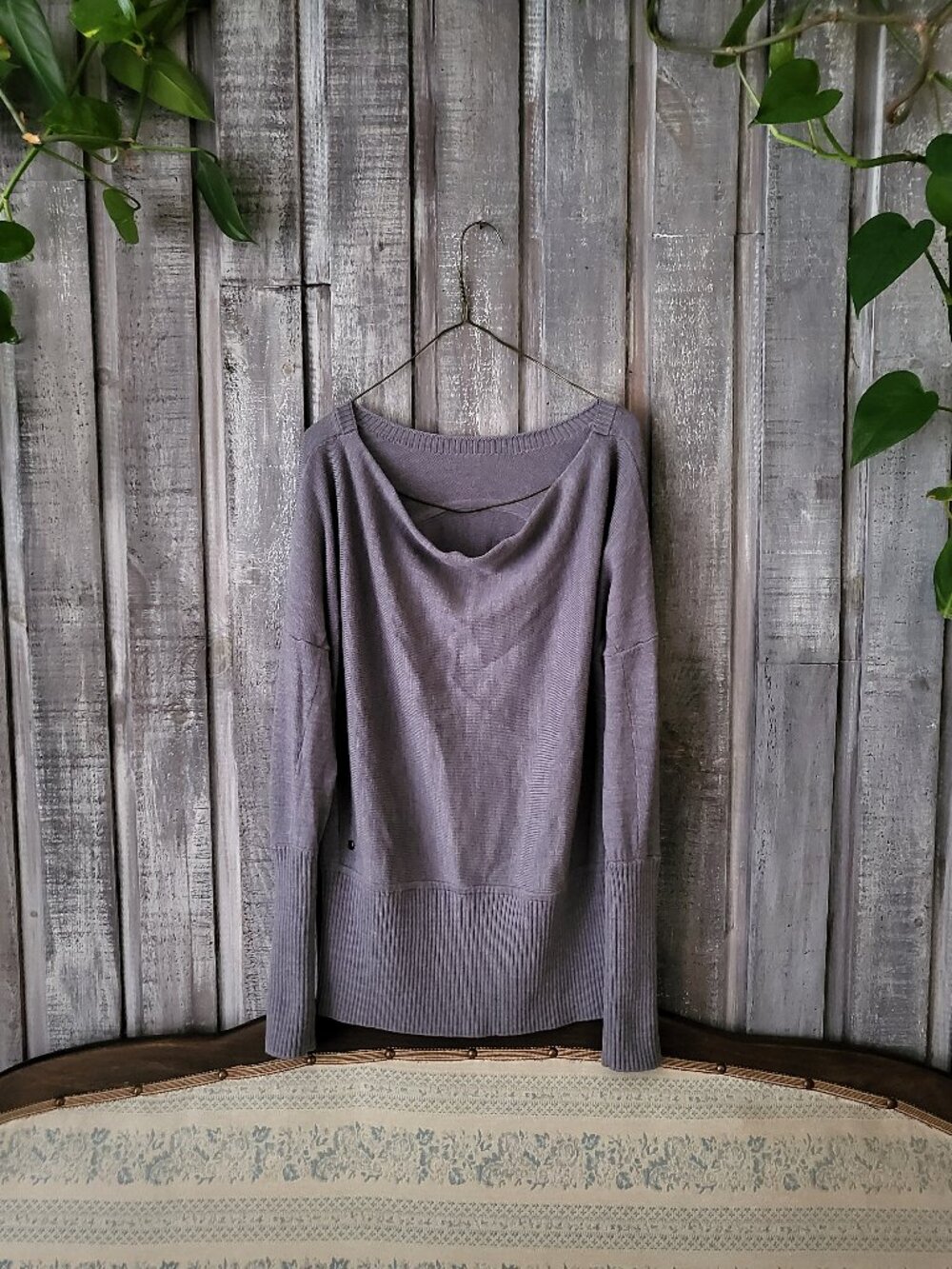 Lululemon After Class Pullover Heathered Gray Dolman Sweater Medium Fit PTP 23"